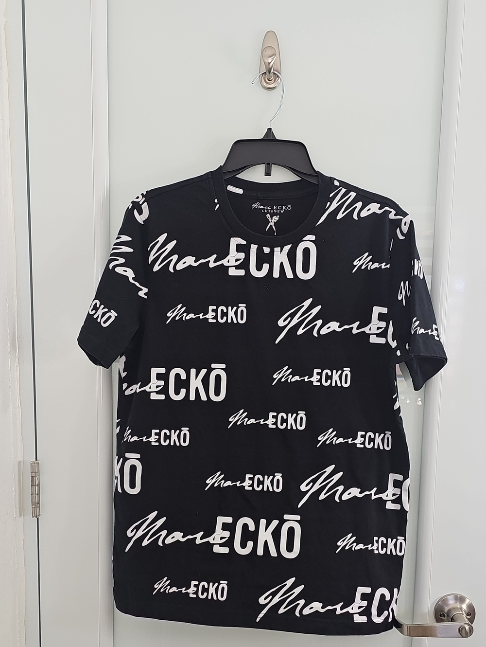 Marc Ecko Mens T-shirt Size Medium
